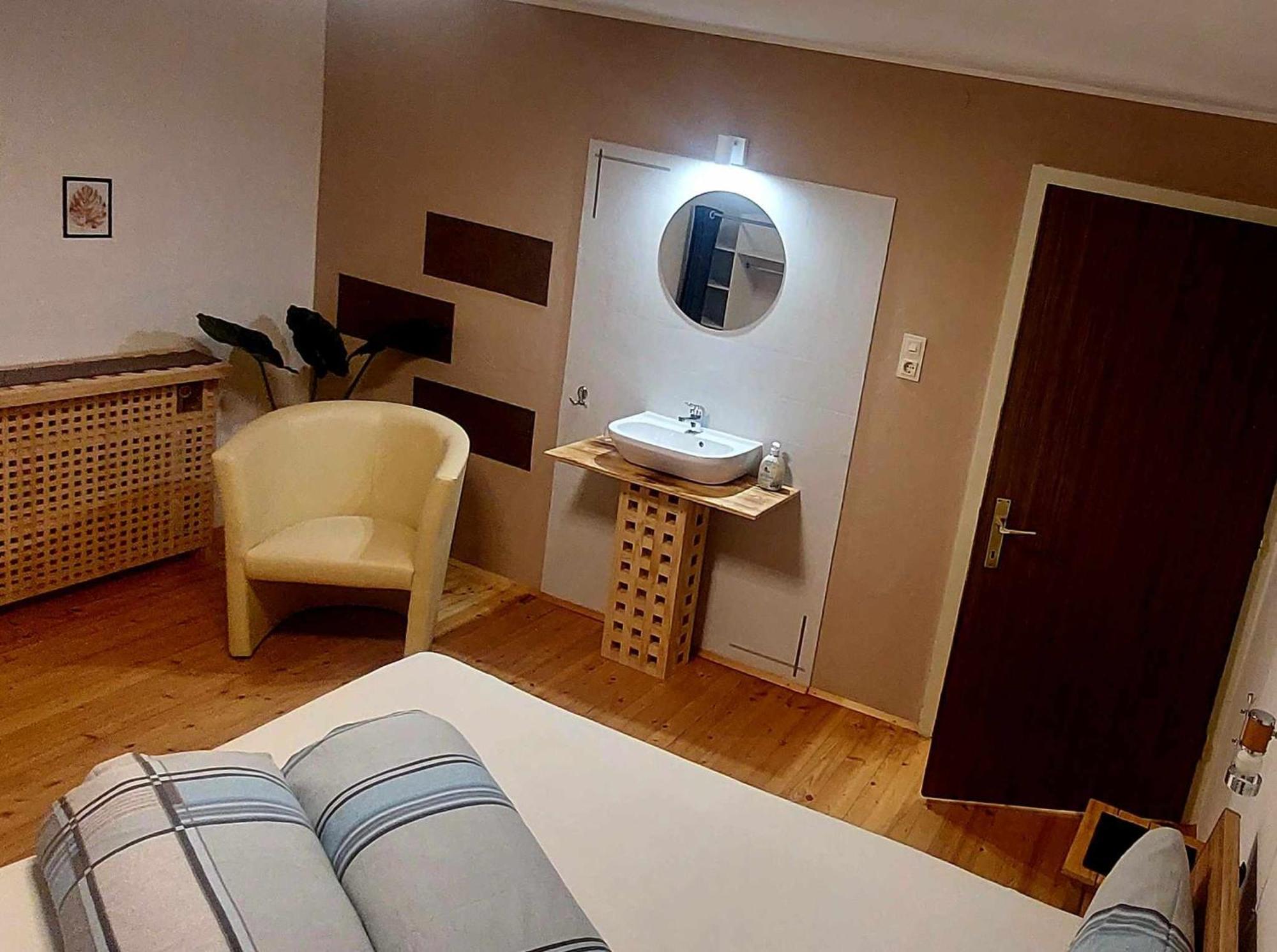 Haus Attos Apartment Umhausen Bagian luar foto