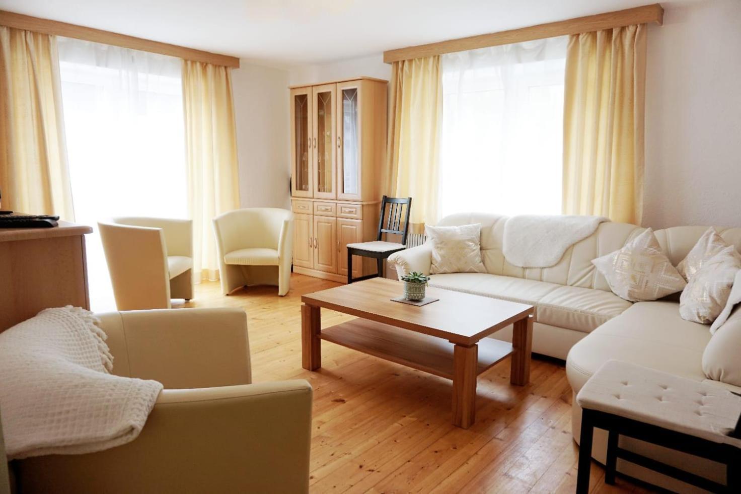 Haus Attos Apartment Umhausen Bagian luar foto